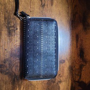 T.J. Maxx Black Leather Diamond and Oval Design Wallet-NWOT